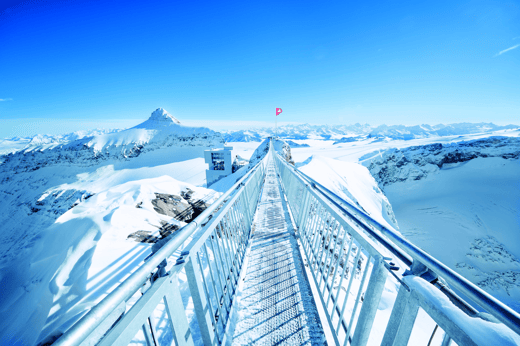 Glacier3000_021_300dpi_ret-min