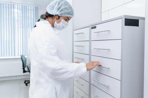 labo analyse cabinet - pexels