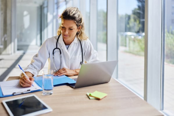 médecin cabinet administratif